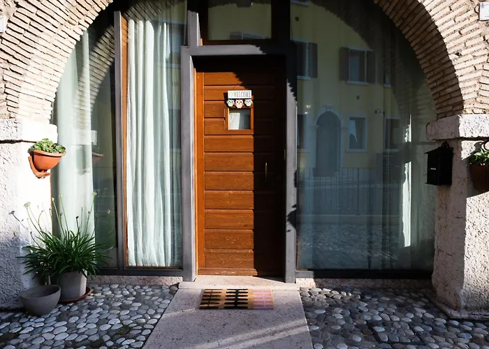 Semesterbostad Garda & Relax - An Authentic Experience Between & Baldo *